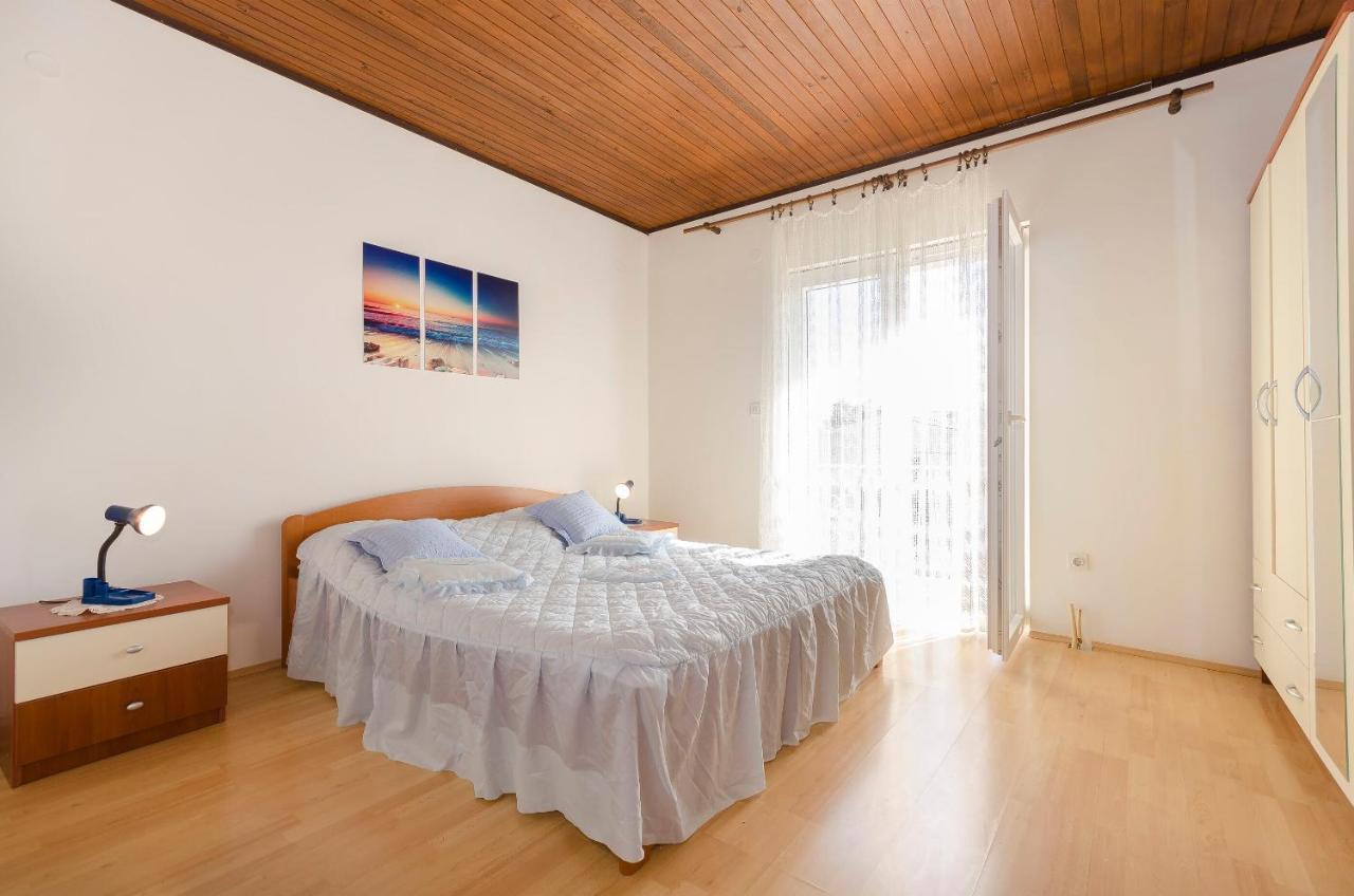 Apartment&Rooms Ema Vodice Buitenkant foto