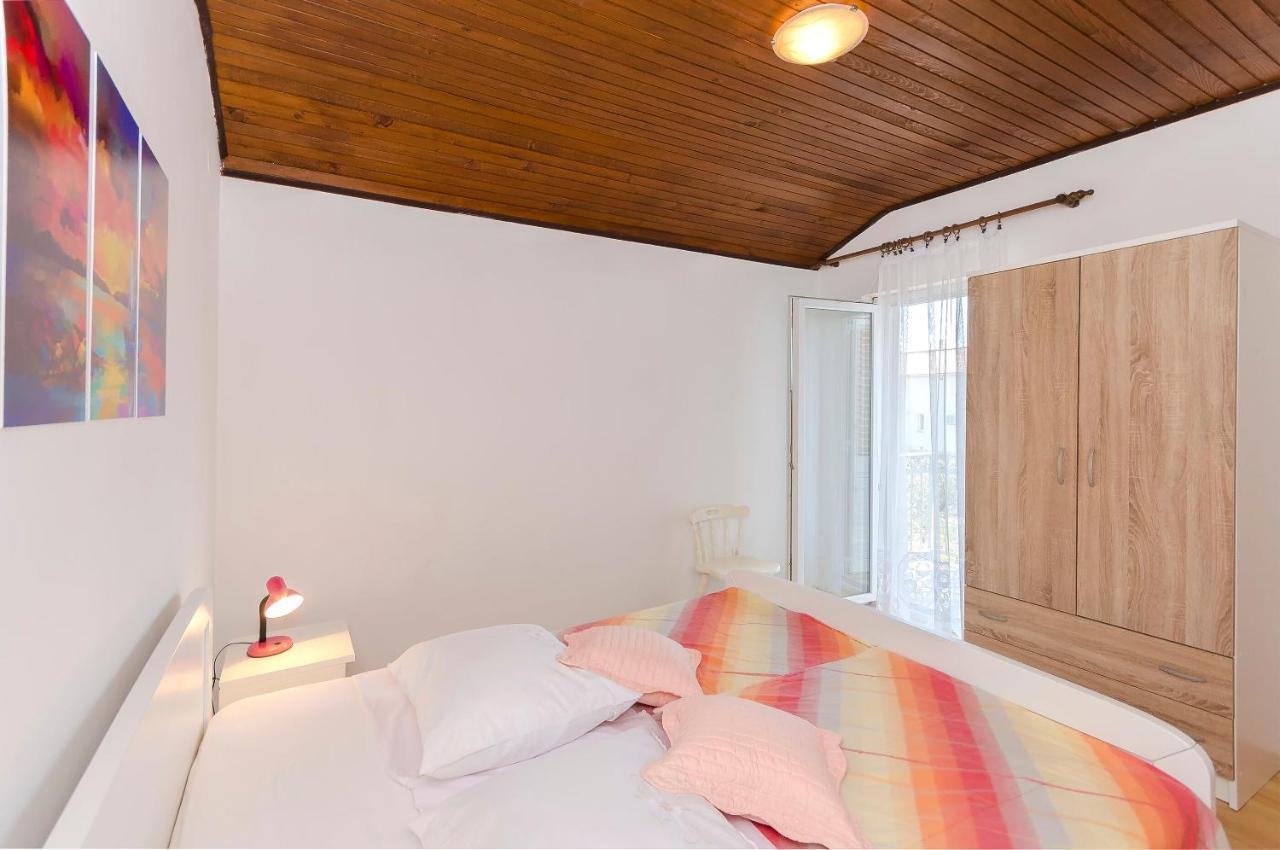 Apartment&Rooms Ema Vodice Buitenkant foto