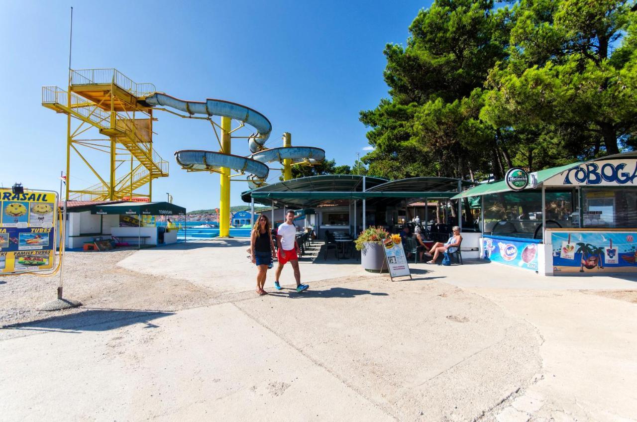 Apartment&Rooms Ema Vodice Buitenkant foto