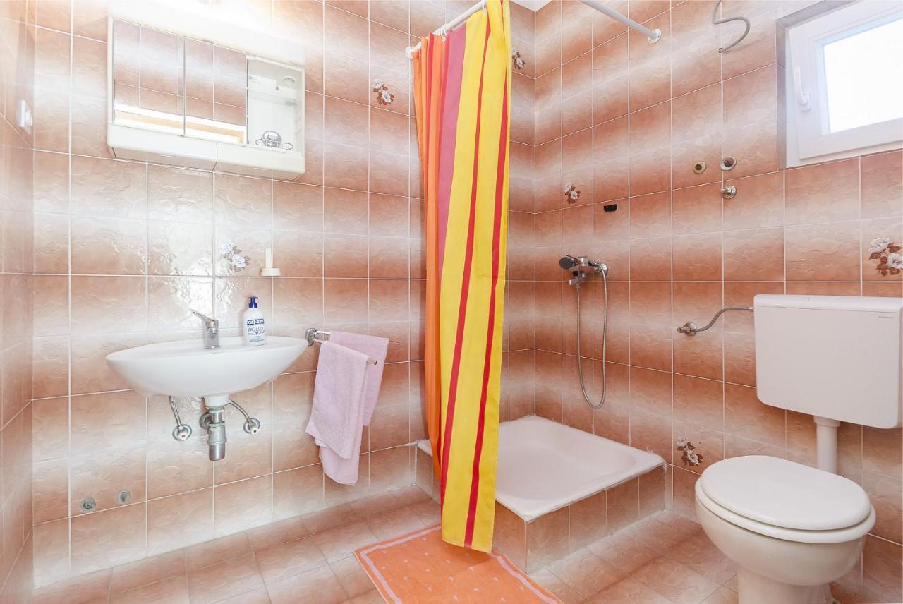 Apartment&Rooms Ema Vodice Buitenkant foto