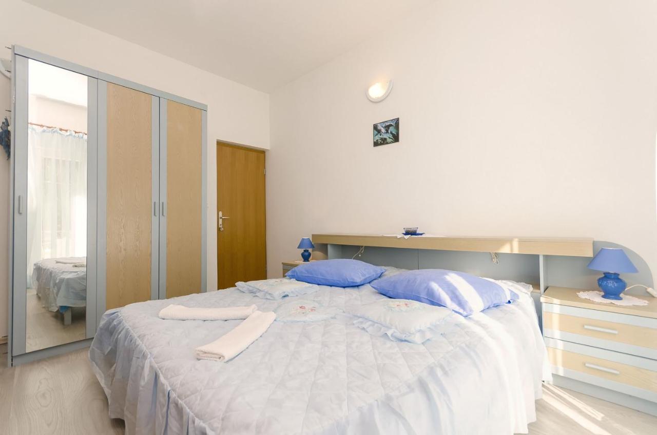 Apartment&Rooms Ema Vodice Buitenkant foto